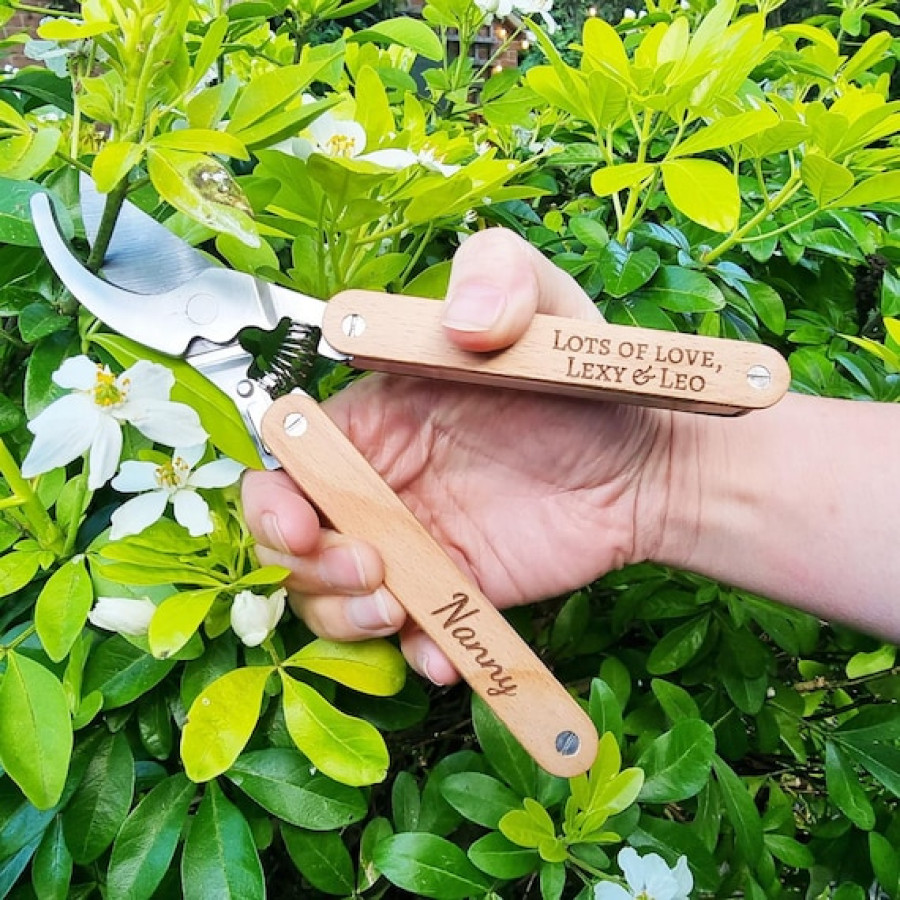 Custom engraved Gardeners Multi-tool | Garden Pruner | Secateurs