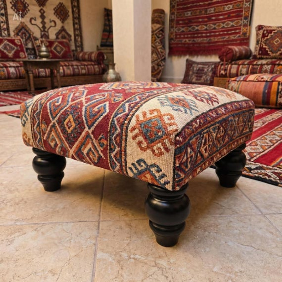 Set of 4 Round Black Furniture Legs for Footstools, Cabinets, Ottomans and Chairs 4