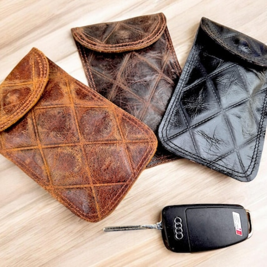 Premium RFID signal-blocking Faraday pouch - Handmade using genuine diamond-stitched leather