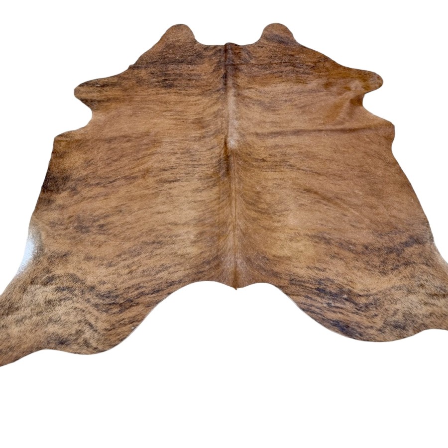 Large-sized brindle Genuine Cowhide Rug  |  Cowhide rug with a stunning brindle pattern 5