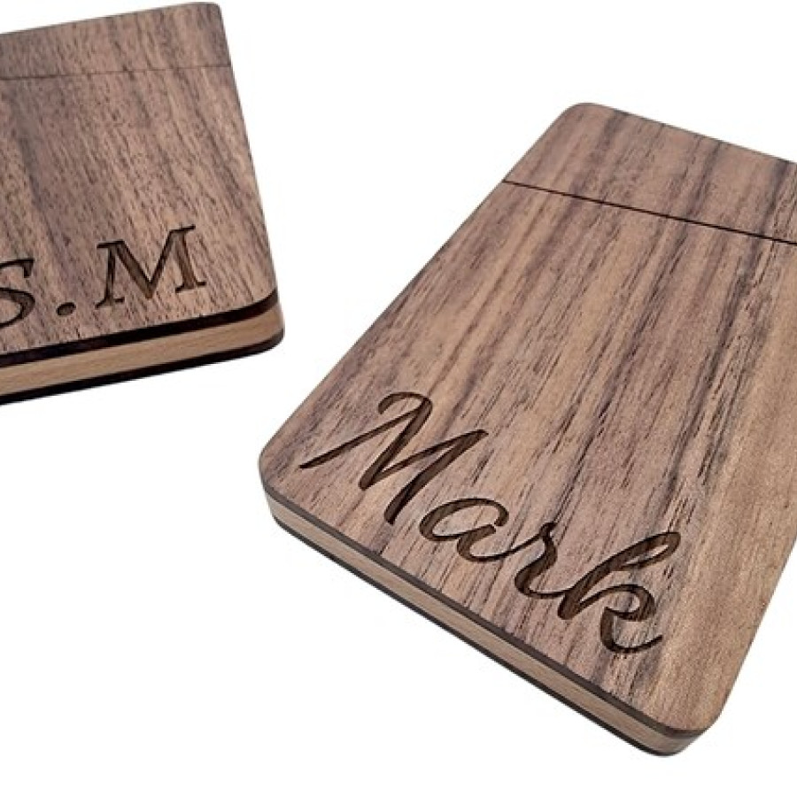 Laser Engraved / Custom made hardwood business card holder - Laser engraved with a text and font of your choice! - The perfect gift ! 4