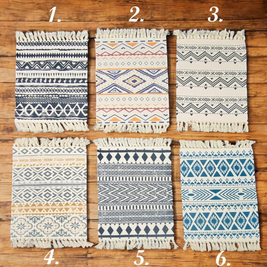 Hand-woven cotton Aztec / Navajo inspired small area rug - Kilim boho style - 6 designs available 1