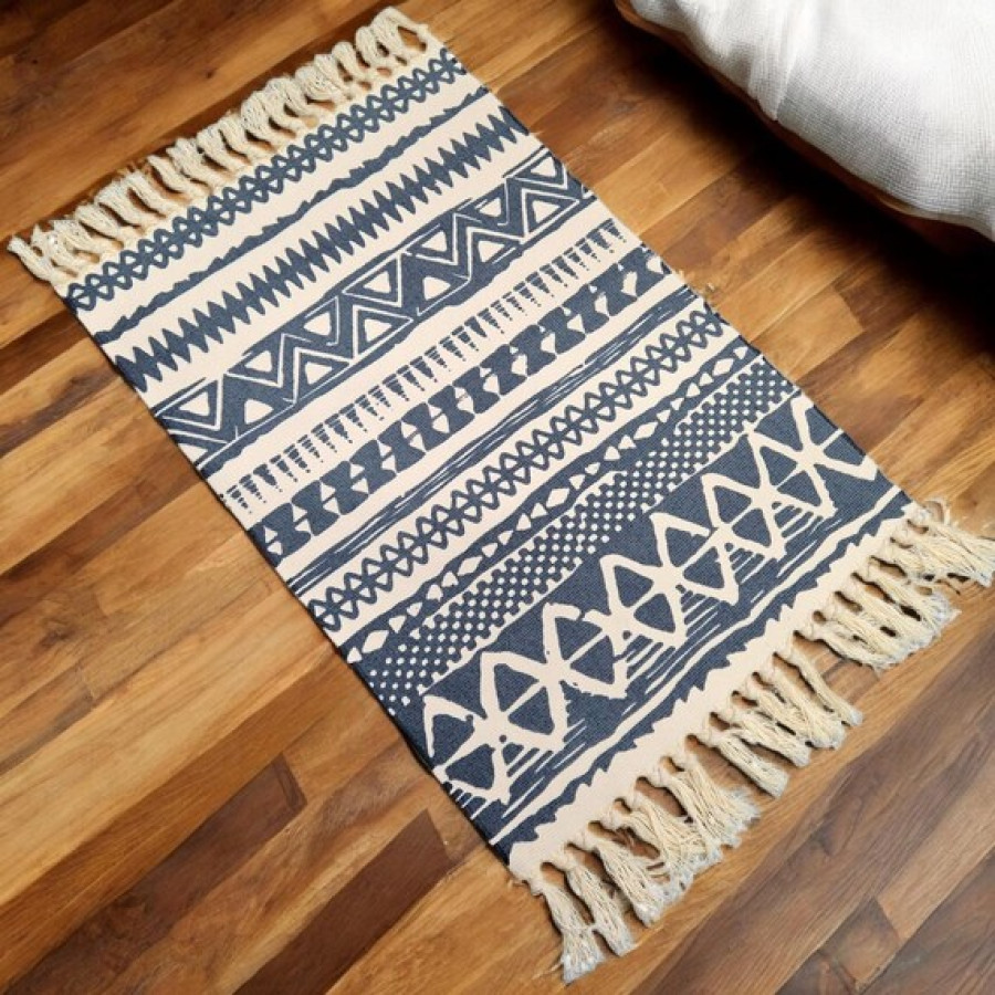 Hand-woven cotton Aztec / Navajo inspired small area rug - Kilim boho style - 6 designs available 9